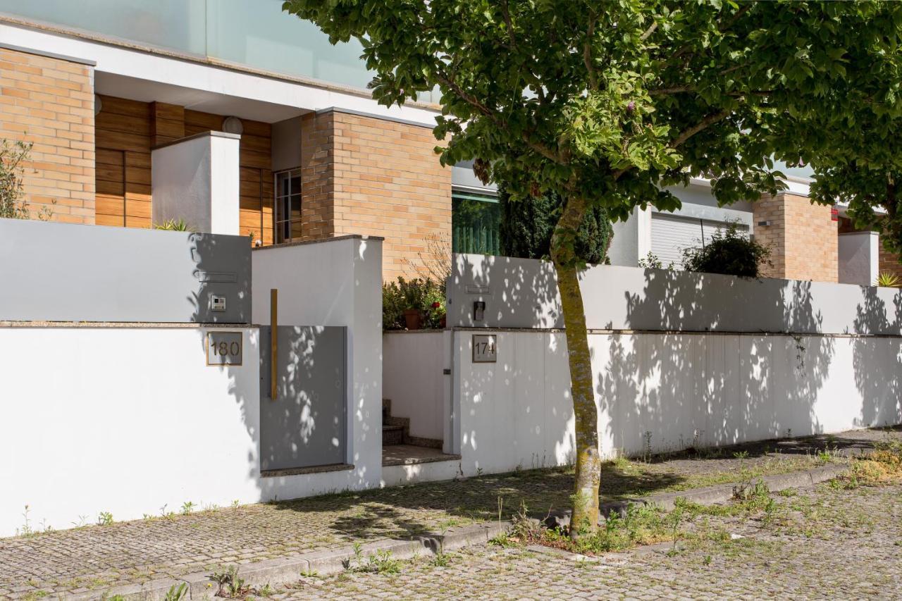 MaíaJoivy Sleek House Balcony & 2 Terraces In Portoアパートメント エクステリア 写真