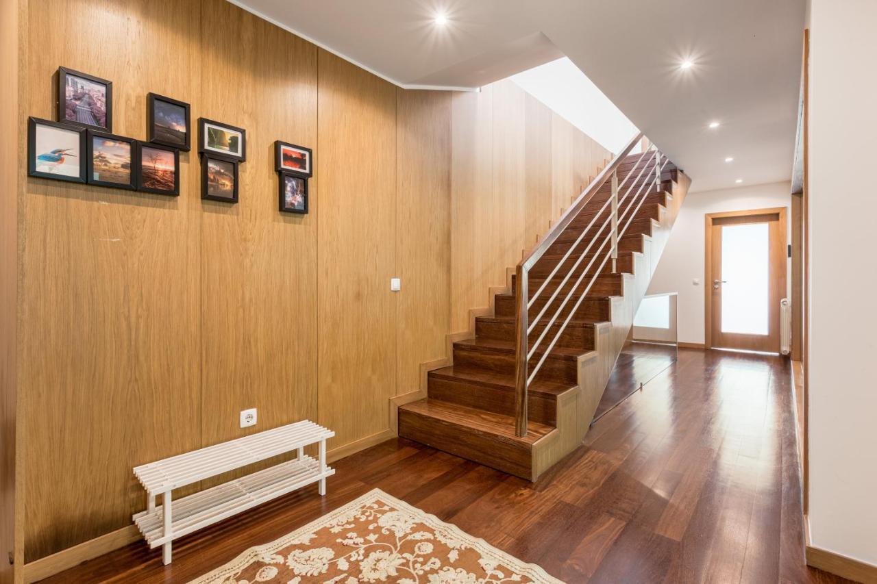 MaíaJoivy Sleek House Balcony & 2 Terraces In Portoアパートメント エクステリア 写真