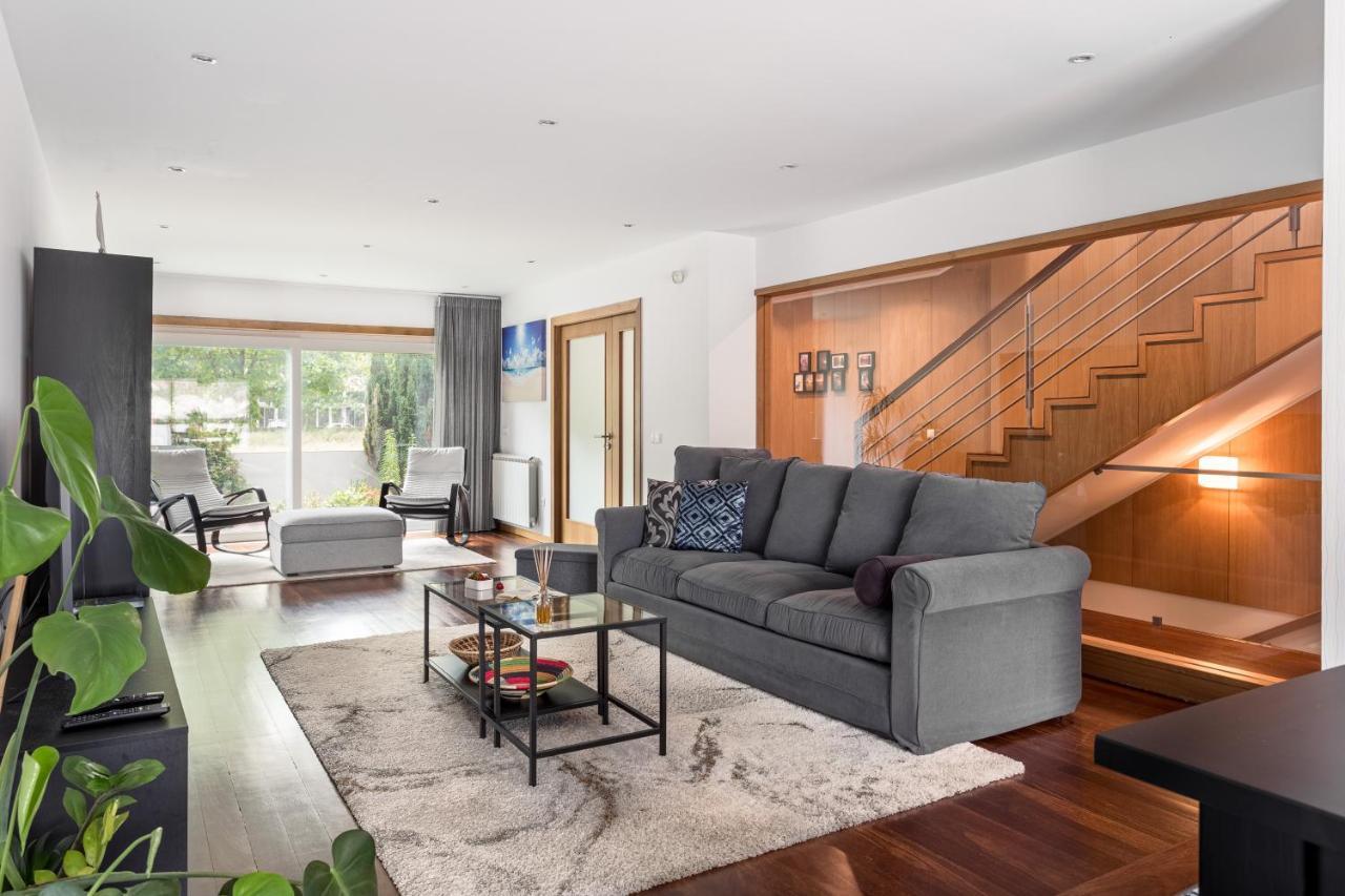 MaíaJoivy Sleek House Balcony & 2 Terraces In Portoアパートメント エクステリア 写真