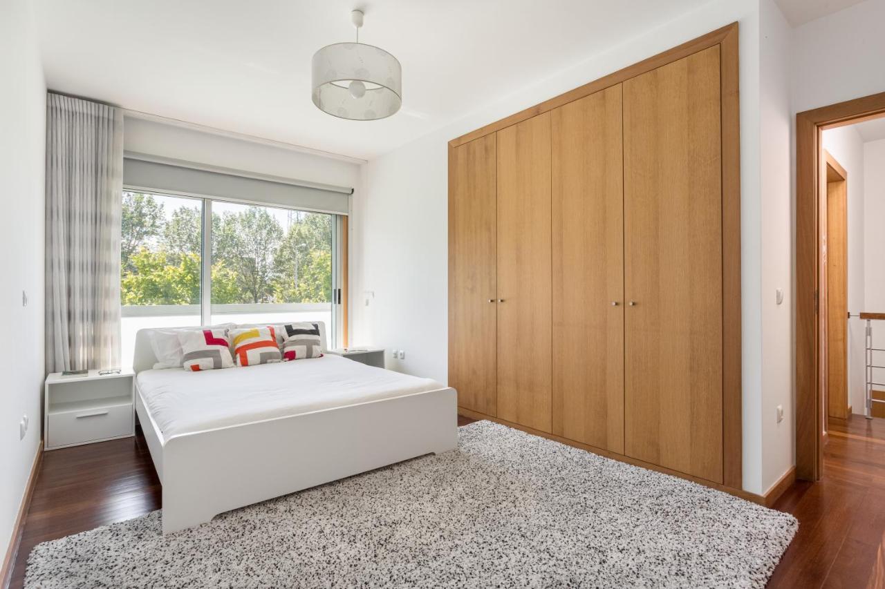 MaíaJoivy Sleek House Balcony & 2 Terraces In Portoアパートメント エクステリア 写真