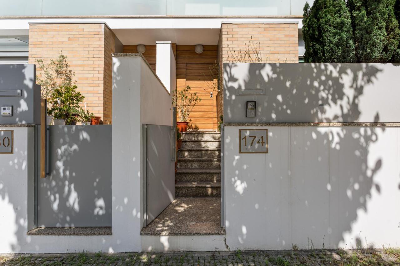 MaíaJoivy Sleek House Balcony & 2 Terraces In Portoアパートメント エクステリア 写真